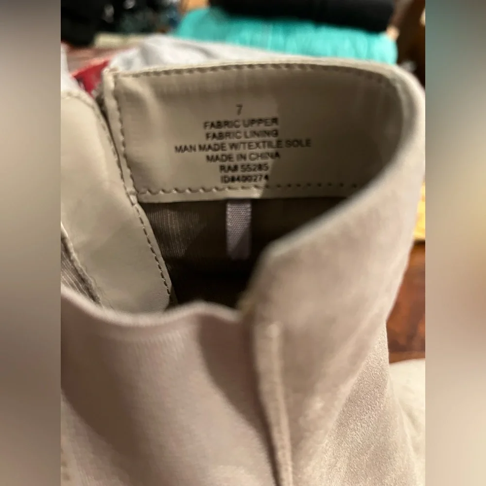 Express Boots - Picture 4 of 6